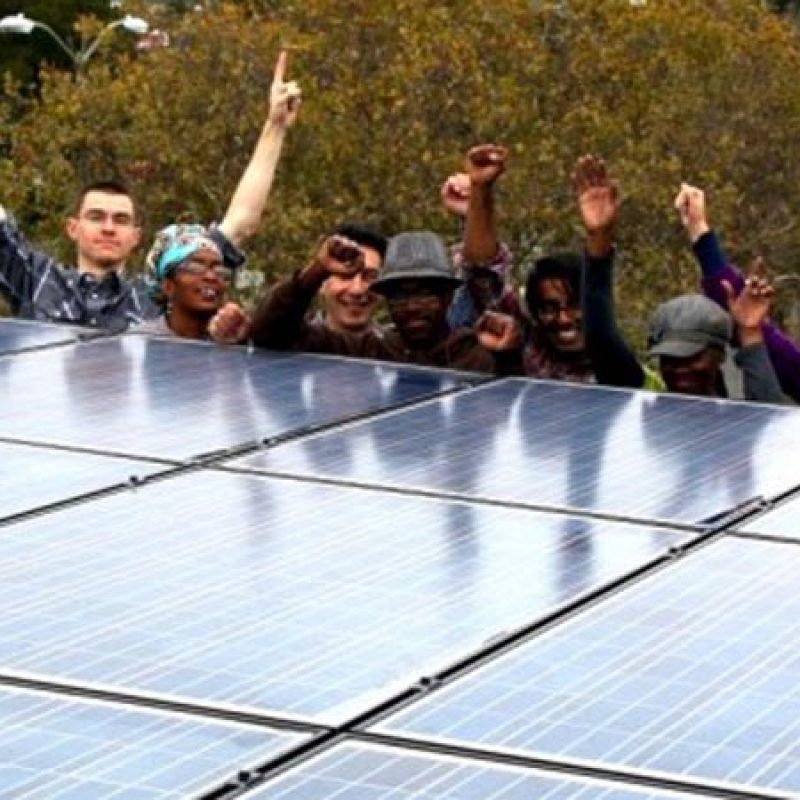 Communities are coming together for solar energy. Photo credit: Vote Solar
